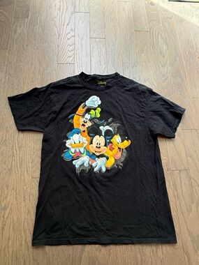 Disney Black T shirt Mickey & Friends Artwork double sided sz large